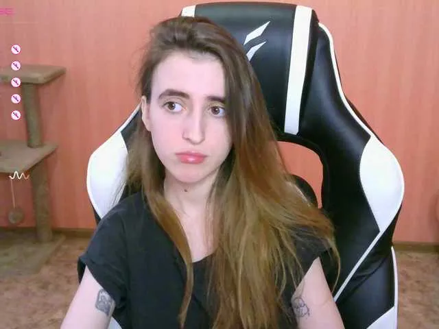 Live sex webcam photo for Valeritiiio #290580987