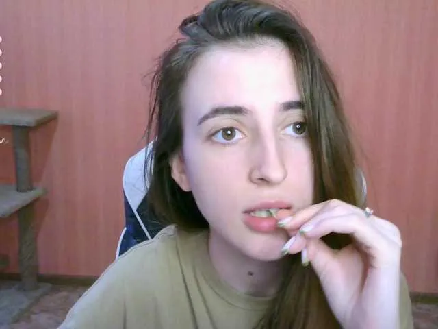 Live sex webcam photo for Valeritiiio #290935470