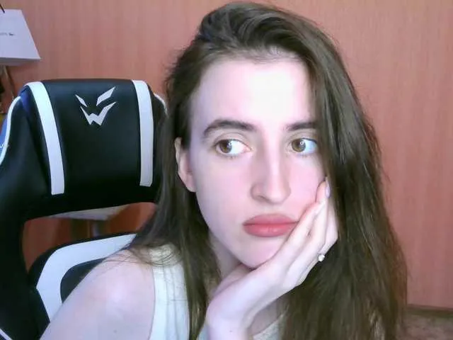 Live sex webcam photo for Valeritiiio #291096177