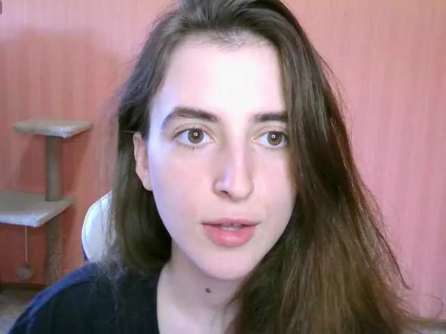 Live sex webcam photo for Valeritiiio #291211879