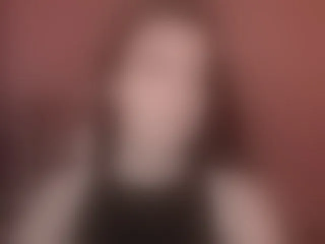 Live sex webcam photo for Valeritiiio #292080162