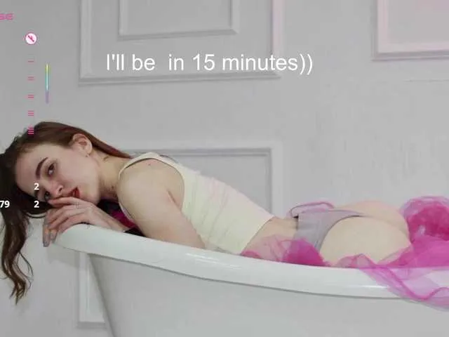 Live sex webcam photo for Valeritiiio #294125049