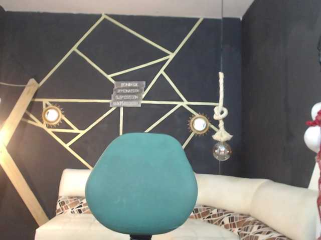 Live sex webcam photo for Valery-Dornan #288512312