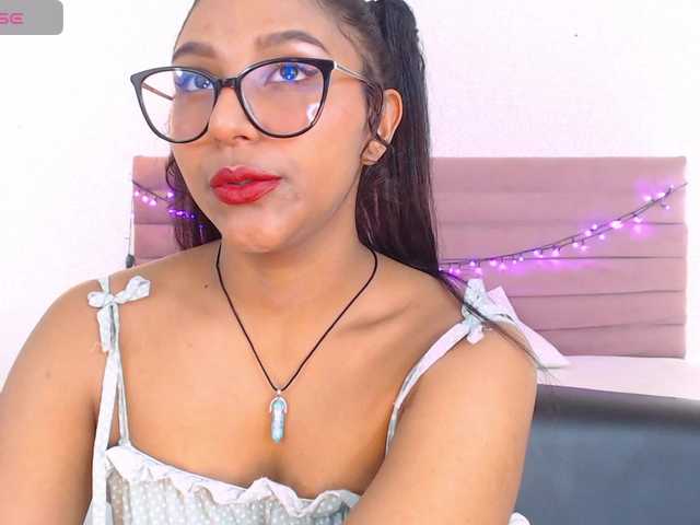 Live sex webcam photo for ValeryJaramillo #278208759