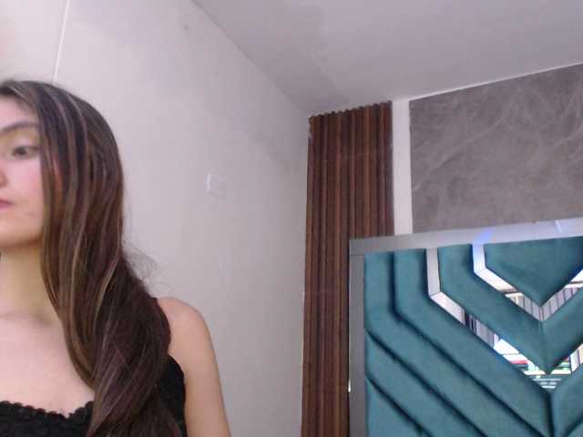 Live sex webcam photo for ValeryLargo #290330075