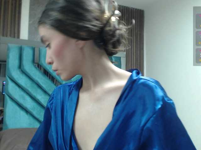 Live sex webcam photo for ValeryLargo #290423311