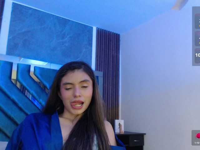 Live sex webcam photo for ValeryLargo #290514435