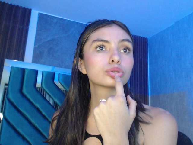 Live sex webcam photo for ValeryLargo #290787613