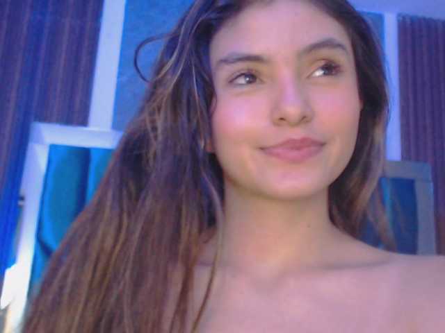 Live sex webcam photo for ValeryLargo #290870067