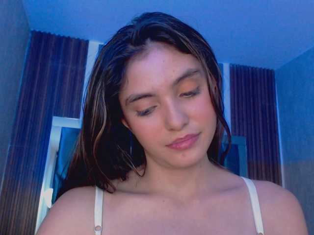 Live sex webcam photo for ValeryLargo #290877655