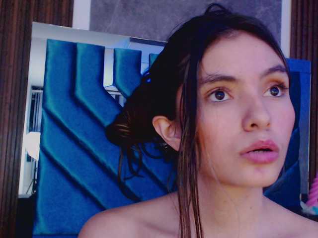 Live sex webcam photo for ValeryLargo #290897432