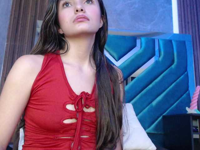 Live sex webcam photo for ValeryLargo #290945264