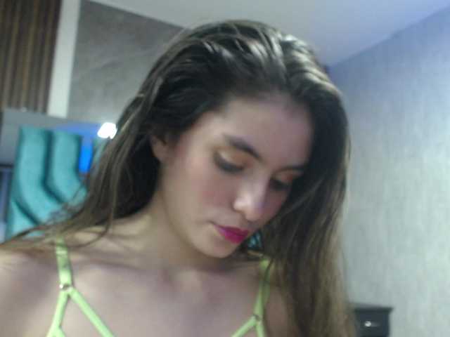 Live sex webcam photo for ValeryLargo #291064715