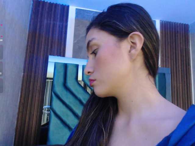 Live sex webcam photo for ValeryLargo #291132750