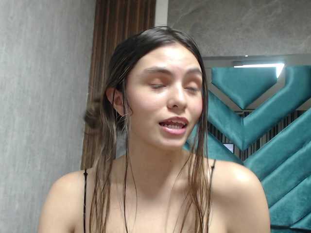 Live sex webcam photo for ValeryLargo #291169107