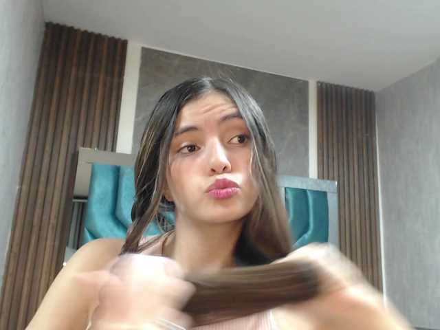 Live sex webcam photo for ValeryLargo #291331913