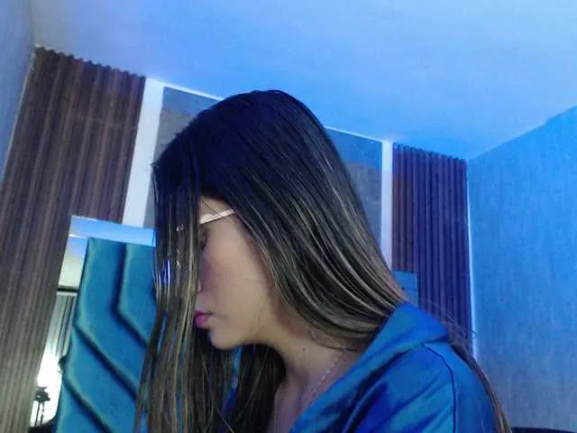 Live sex webcam photo for ValeryLargo #291489037