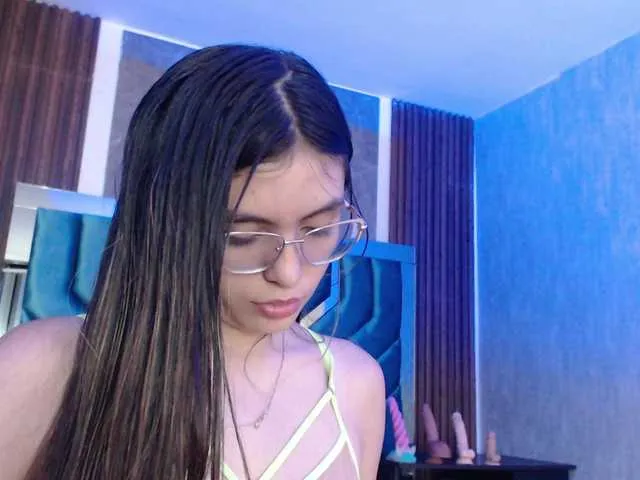 Live sex webcam photo for ValeryLargo #291520474