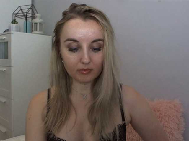 Live sex webcam photo for ValeskiaPink #272704311