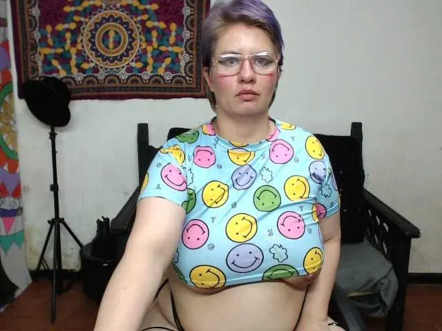 Live sex webcam photo for ValkiriaO #274406998