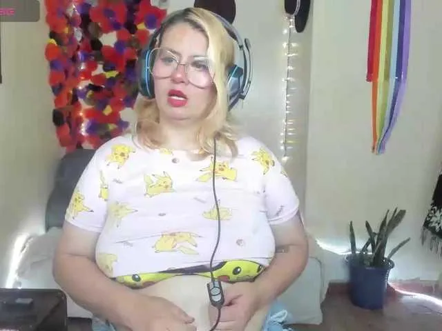Live sex webcam photo for ValkiriaO #276760579