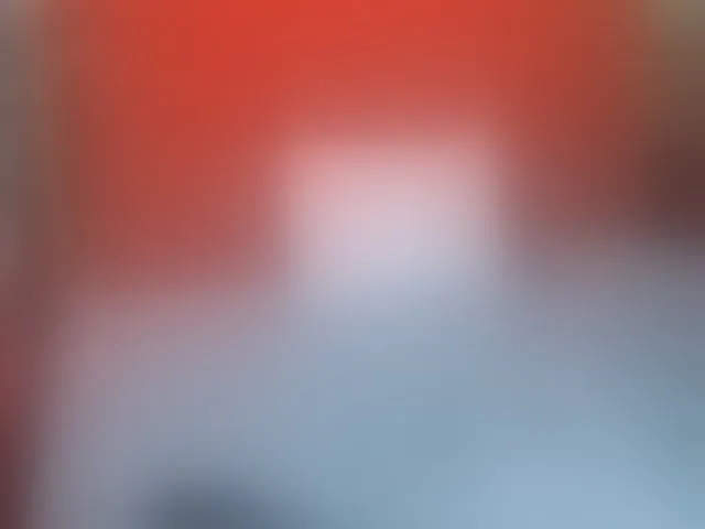 Live sex webcam photo for VallerieJones #294079892