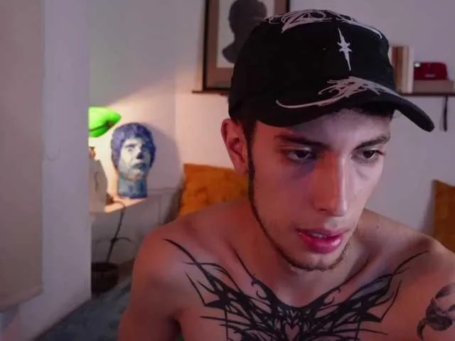 Live sex webcam photo for Vampirgoth #277089103