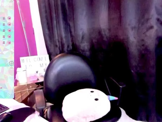 Live sex webcam photo for Vanessa-Kate #272971824