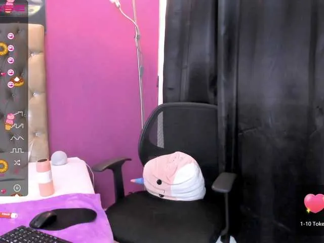 Live sex webcam photo for Vanessa-Kate #273195447