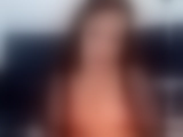 Live sex webcam photo for VanessaSquirt #294011435