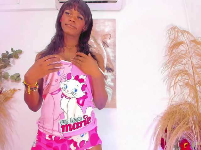 Live sex webcam photo for VanessaVanje #275685066