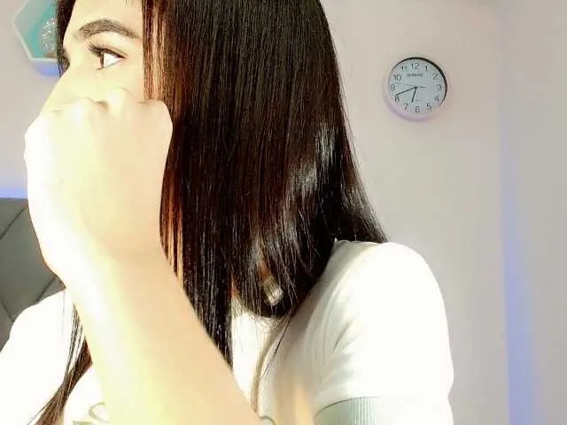 Live sex webcam photo for Vanessalombardy #290365931