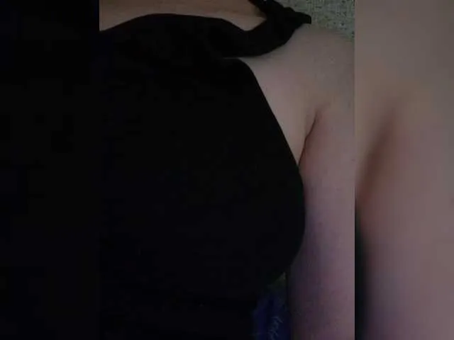 Live sex webcam photo for Vanilinika #292429418