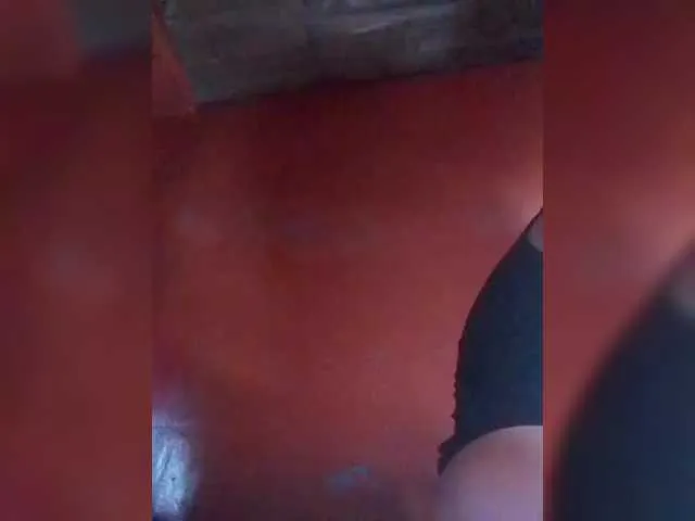 Live sex webcam photo for Vaninah #292340434