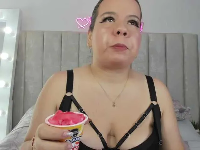 Live sex webcam photo for VanneBrooks #289155949