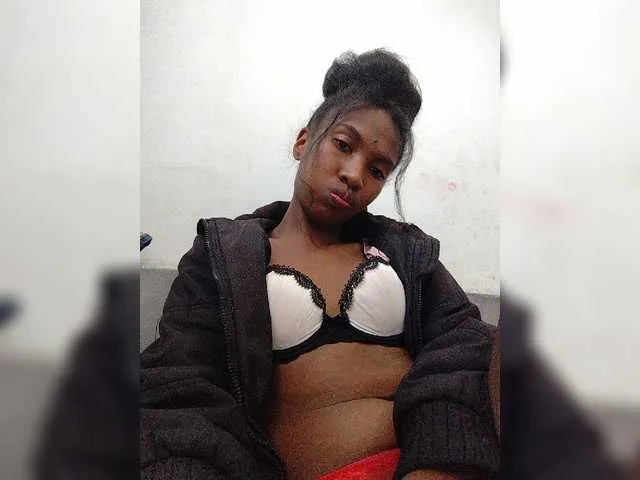 Live sex webcam photo for Vannyhot #276175205