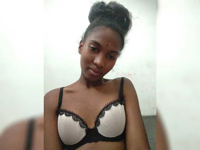 Live sex webcam photo for Vannyhot #276197603