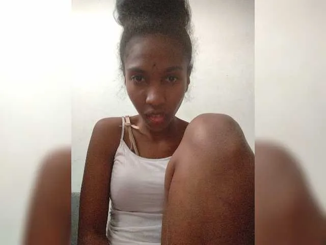 Live sex webcam photo for Vannyhot #276202823