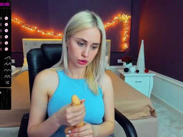 Live sex webcam photo for VarvaraDream #271690526