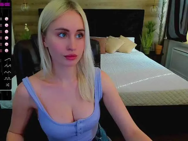 Live sex webcam photo for VarvaraDream #271993210