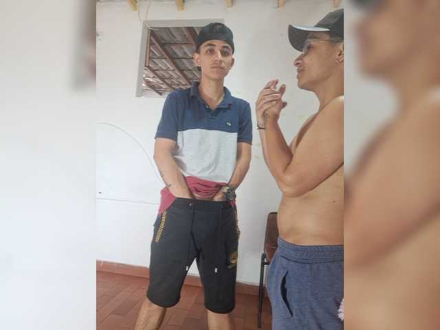 Live sex webcam photo for Vasco9 #277238526