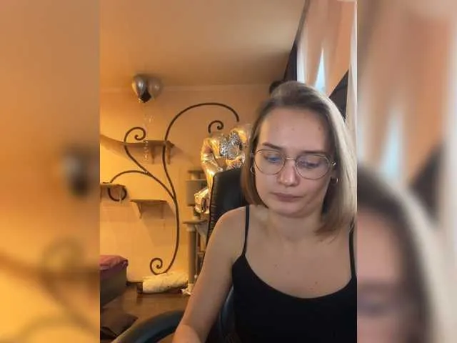 Live sex webcam photo for VasilisaBouns #272041418