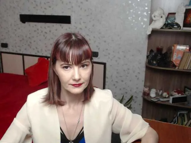 Live sex webcam photo for VasilisaGold #292083326