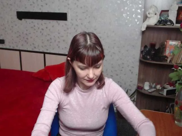 Live sex webcam photo for VasilisaGold #292177869