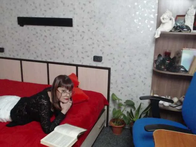 Live sex webcam photo for VasilisaGold #292261321