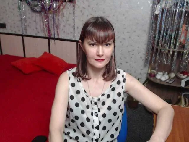 Live sex webcam photo for VasilisaGold #292340435