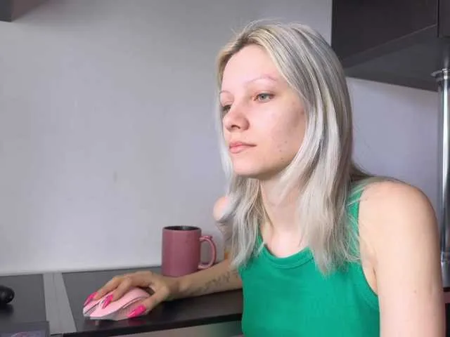 Live sex webcam photo for VasyaSylvia1 #290886876