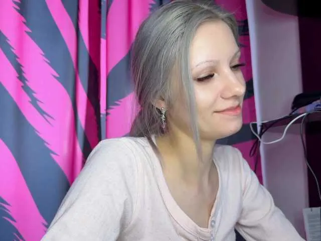 Live sex webcam photo for VasyaSylvia1 #291291261