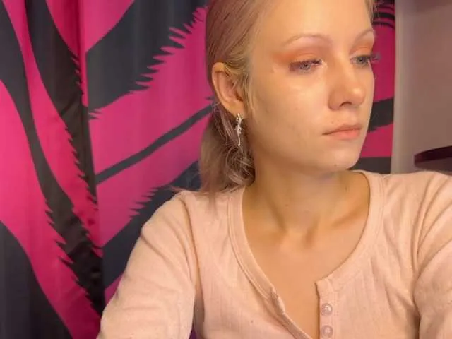 Live sex webcam photo for VasyaSylvia1 #291409961