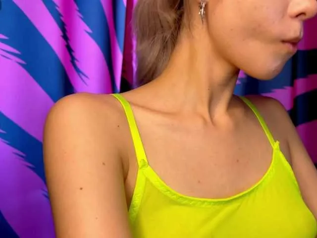 Live sex webcam photo for VasyaSylvia1 #291473548